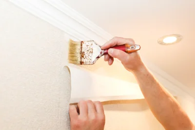 Pose de papier peint au Mesge — revêtements muraux et toiles de verre